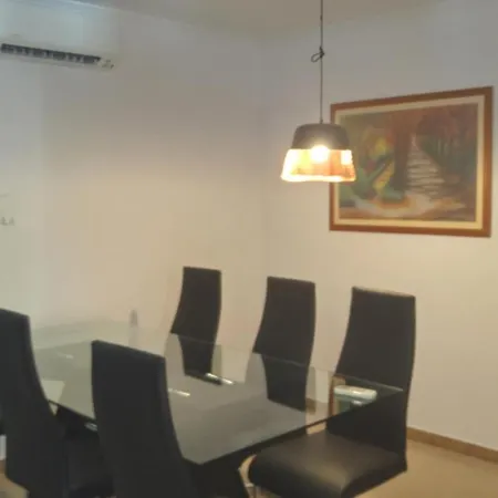 Casa Blaueta Feriehus *